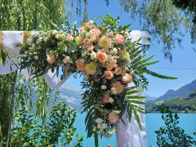 floreo Blumen & Dekorationen