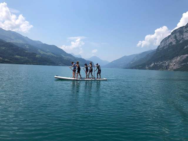 SUP-Verleih in der sagilounge am See