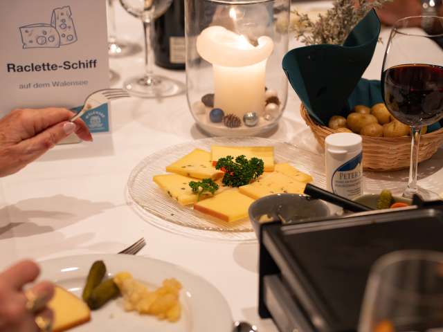 Raclette-Schiff